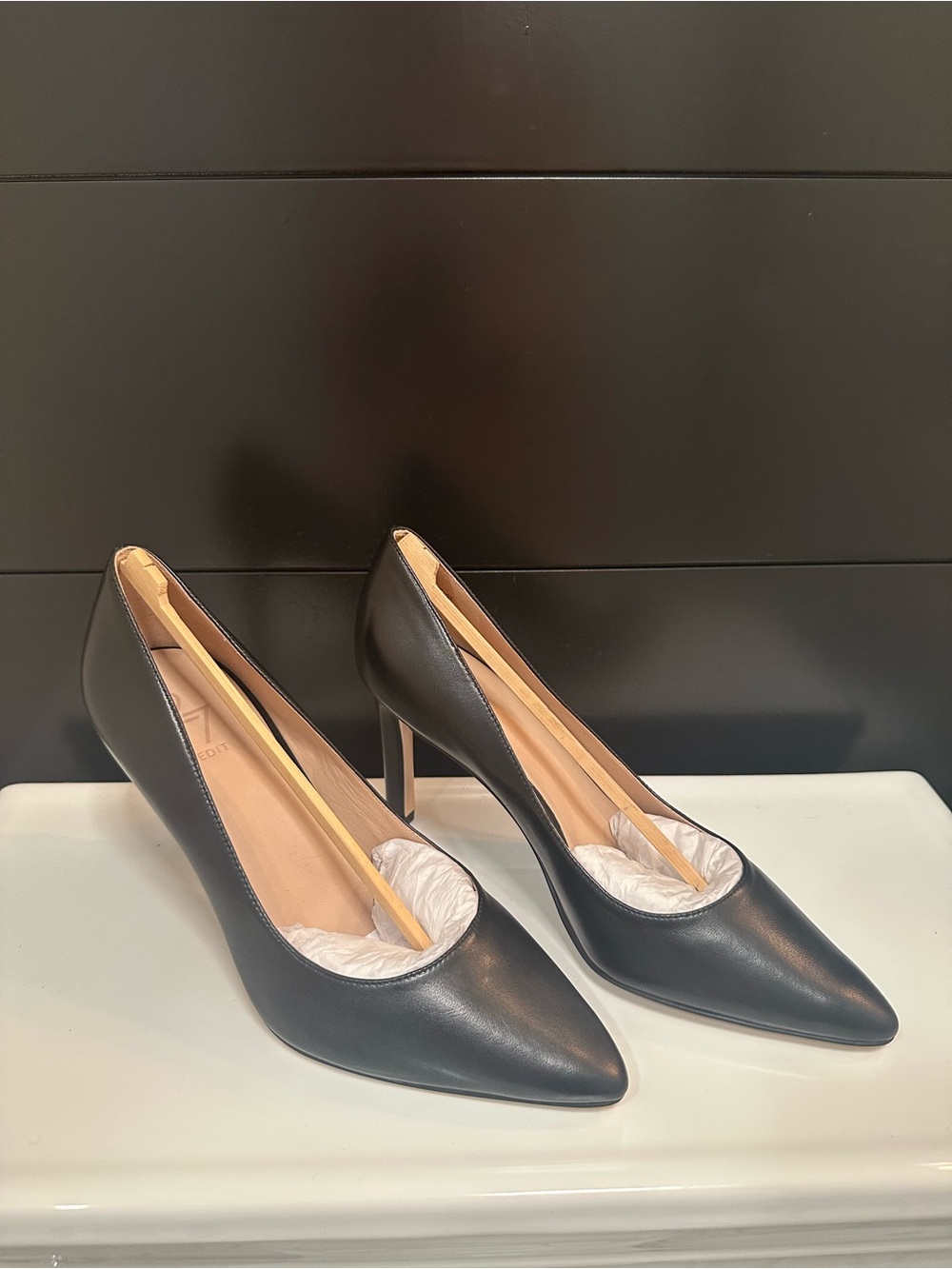 27 EDIT Black Pointed-Toe Leather Stiletto Pumps US 7 WIDE NWOB
